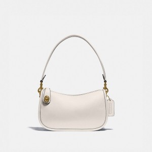 Coach Swinger Bag Smooth Leather/Brass/Chalk | 193-RIPZMY