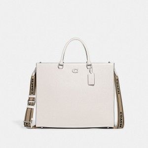 Coach Tote Bag 40 With Signature Canvas Chalk | 740-XFNDBA