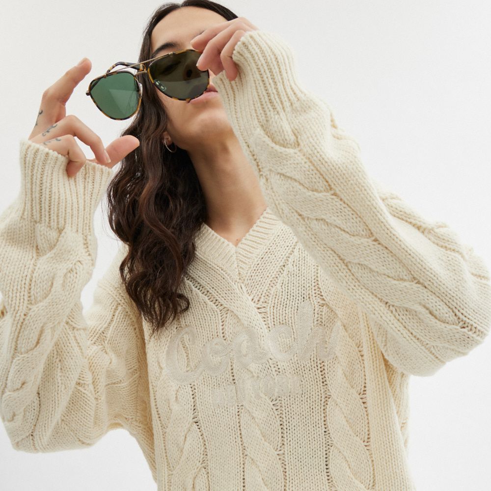 Coach Signature Sweater In Recycled Wool Ivory | 843-TWESAZ